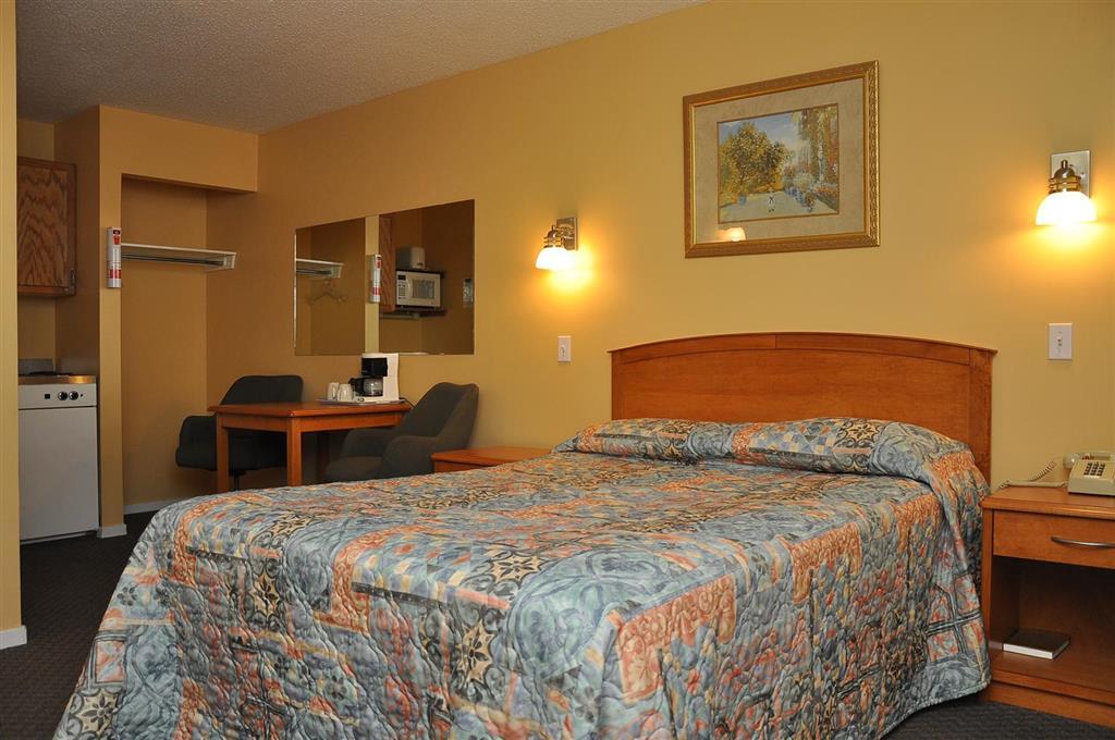 Canadas Best Value Inn Kelowna Pokój zdjęcie